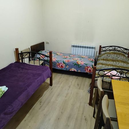 Vanand Guest House Gyumri ภายนอก รูปภาพ