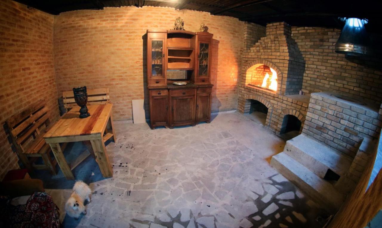 Vanand Guest House Gyumri ภายนอก รูปภาพ