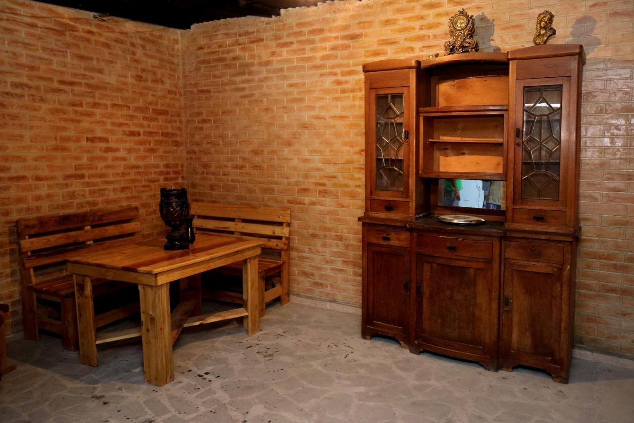 Vanand Guest House Gyumri ภายนอก รูปภาพ