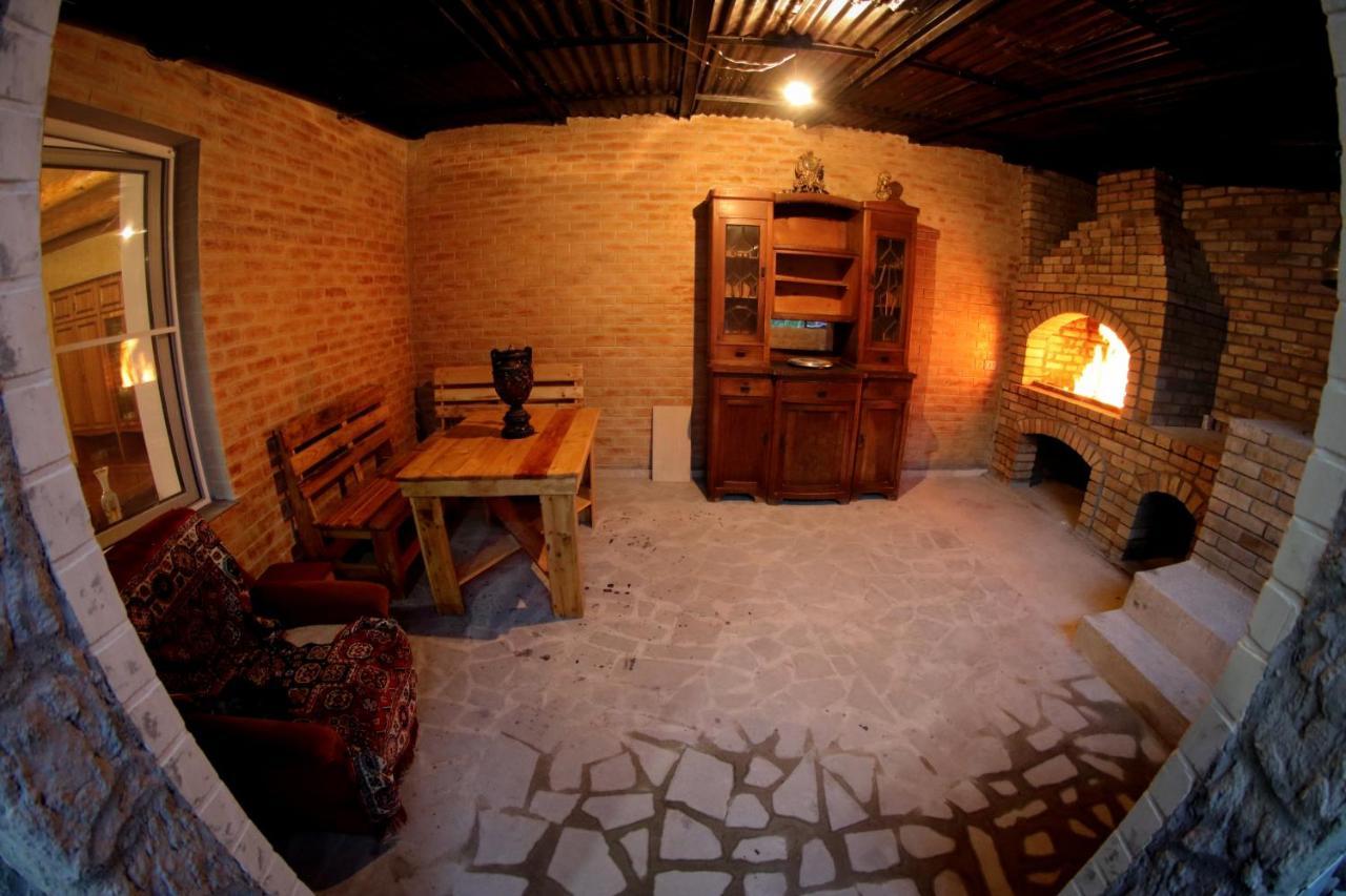 Vanand Guest House Gyumri ภายนอก รูปภาพ