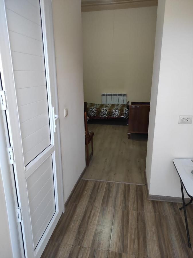 Vanand Guest House Gyumri ภายนอก รูปภาพ